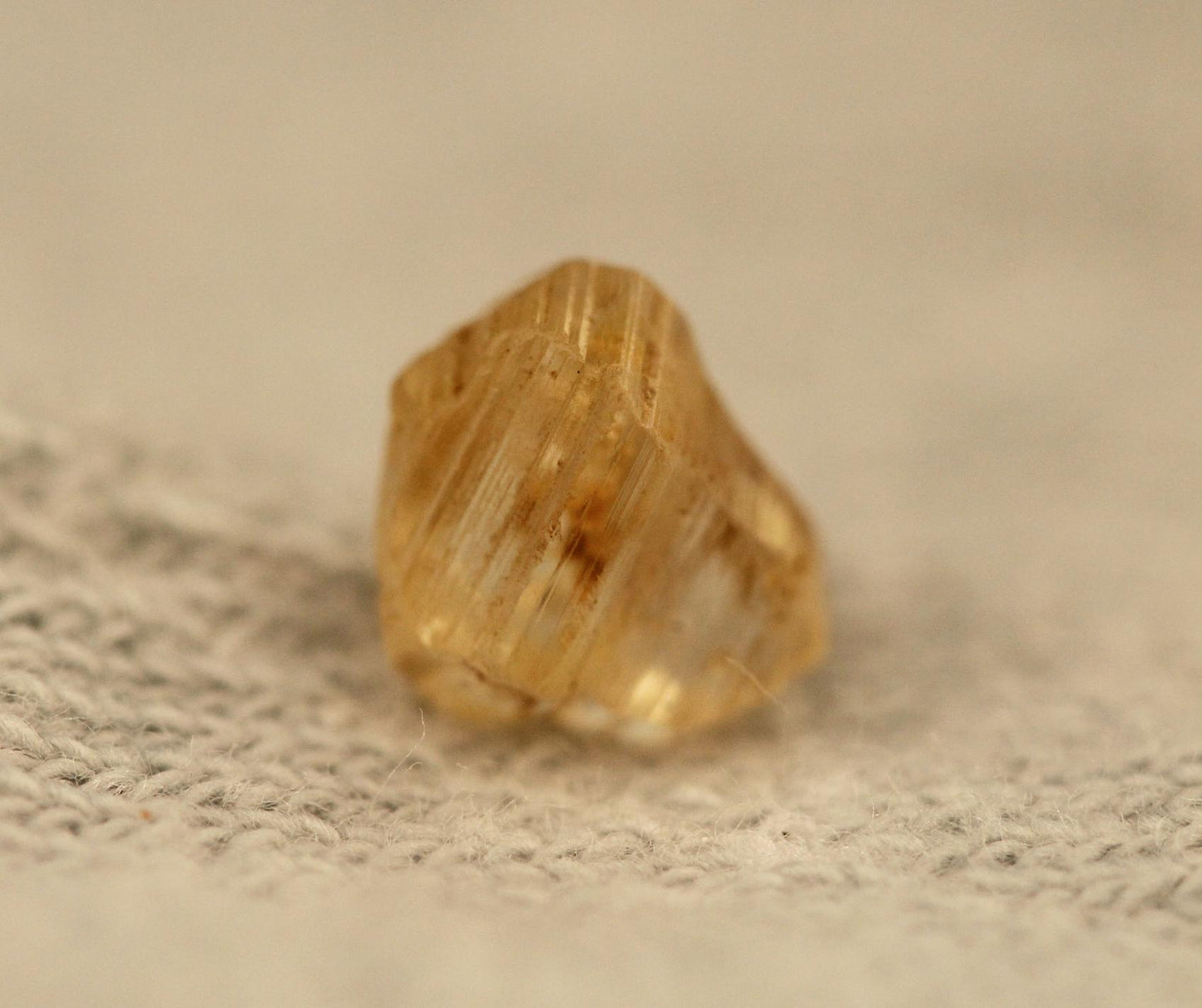 Light Yellow Sapphire (Corundum) crystal, Record keeper, doubly terminated, unique shape, from Sri Lanka (Ceylon). 2.46 cts, 8.0 mm