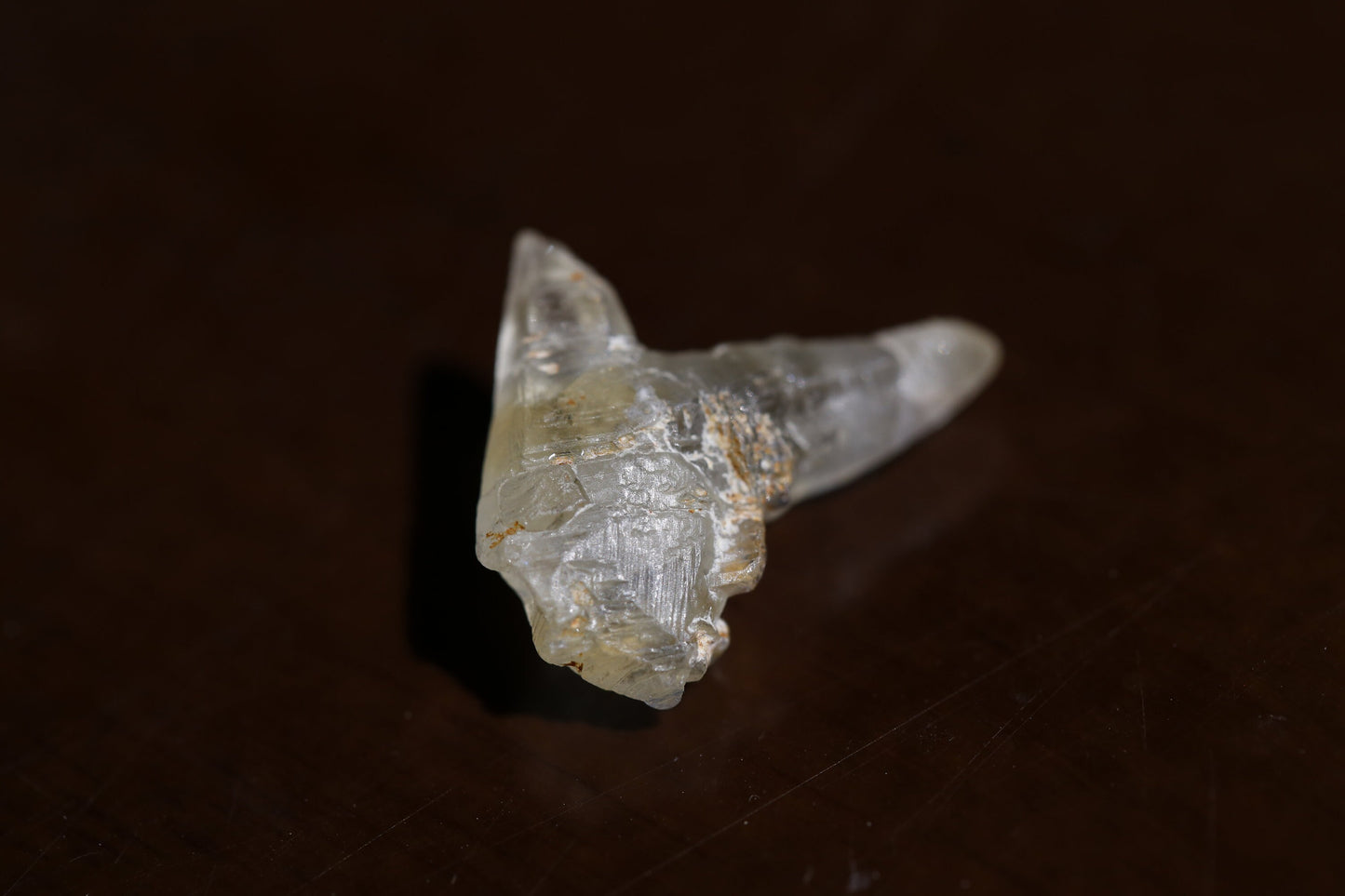 Very Unique White Twin Sapphire Crystal (Corundum) - 13.52 carats , 21.50 mm