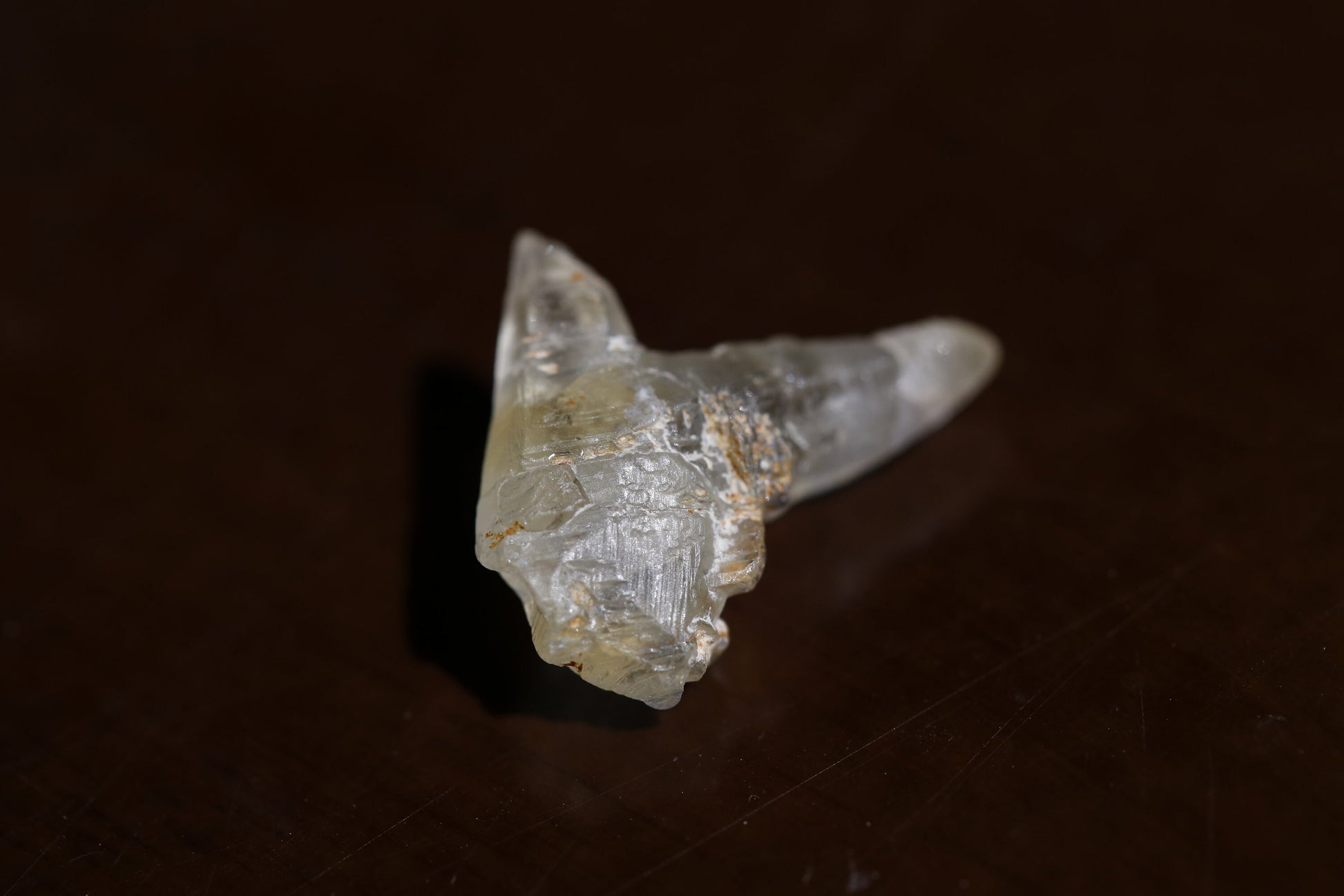 Very Unique White Twin Sapphire Crystal (Corundum) - 13.52 carats , 21.50 mm