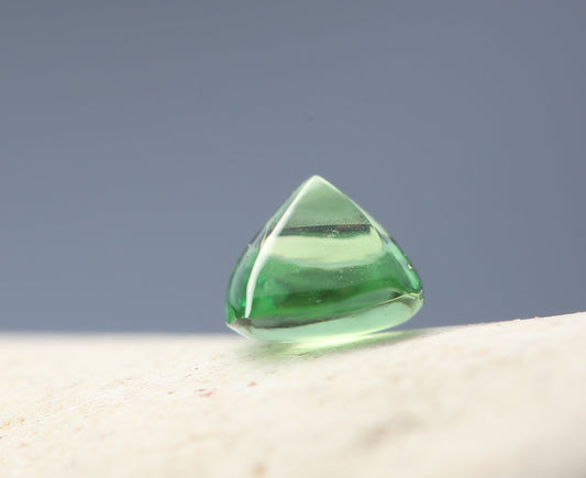 Natural Tsavorite Garnet Genuine Loose Gemstone - Cabochon ( Sugarloaf ) , Great Color, 1.07 cts , Great Green Color, January Birthstone