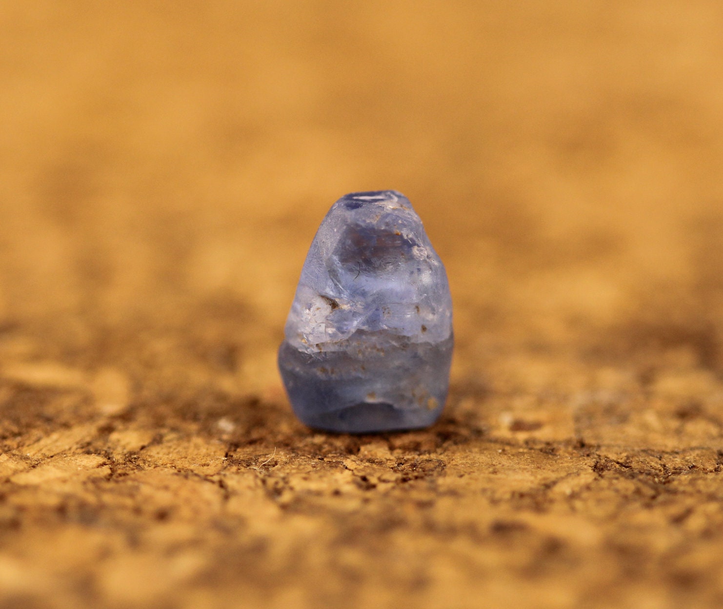 Blue Sapphire (Corundum) crystal from Sri Lanka (Ceylon). Doubly terminated crystal with a great color and a unique shape , 3.11 carats