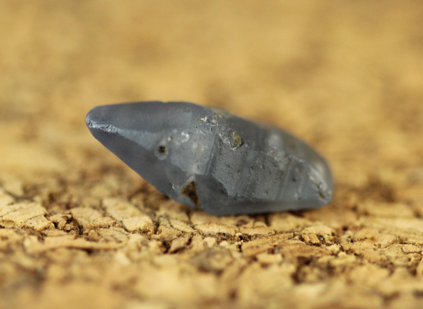 Blue Sapphire crystal (Corundum) with a really nice shape, from Sri Lanka , Doubly Terminated 6.86 carats 16.8 mm, September Birthstone