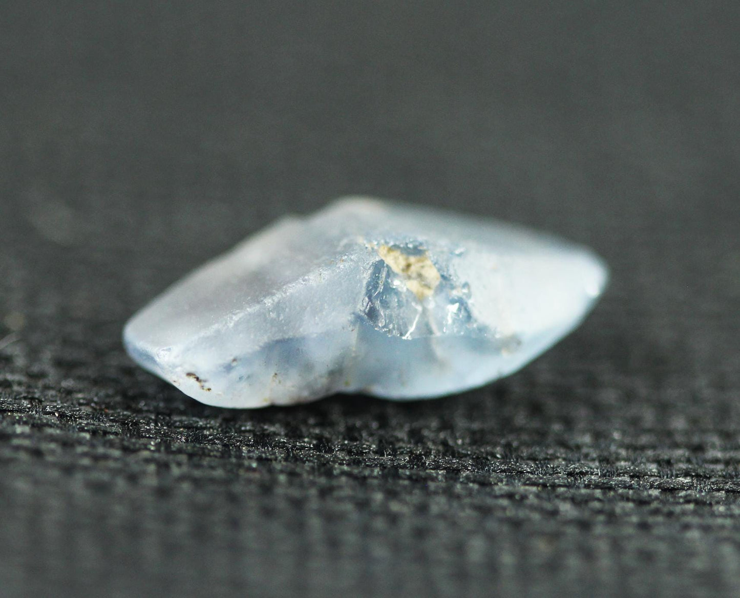 Blue Sapphire crystal (Corundum) with a really nice shape, from Sri Lanka , Doubly Terminated 6.86 carats 16.8 mm, September Birthstone