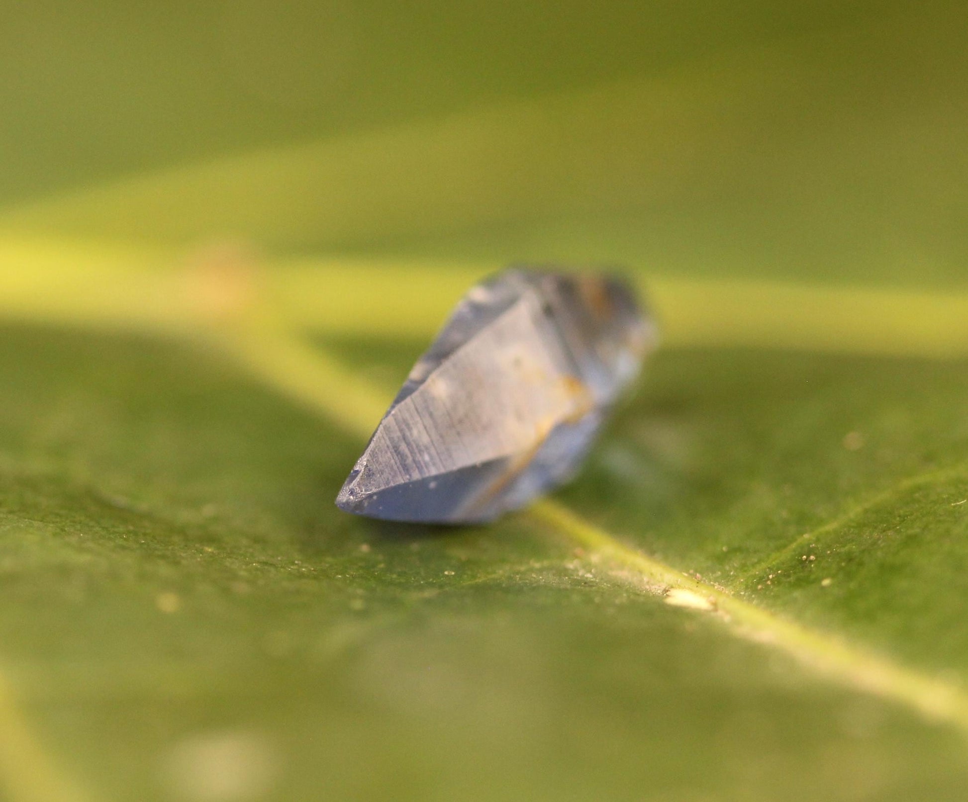 Great Blue Sapphire Crystal (Corundum) with High Luster and Transparency, from Sri Lanka ,4.63 carats 15.4 mm, September Birthstone