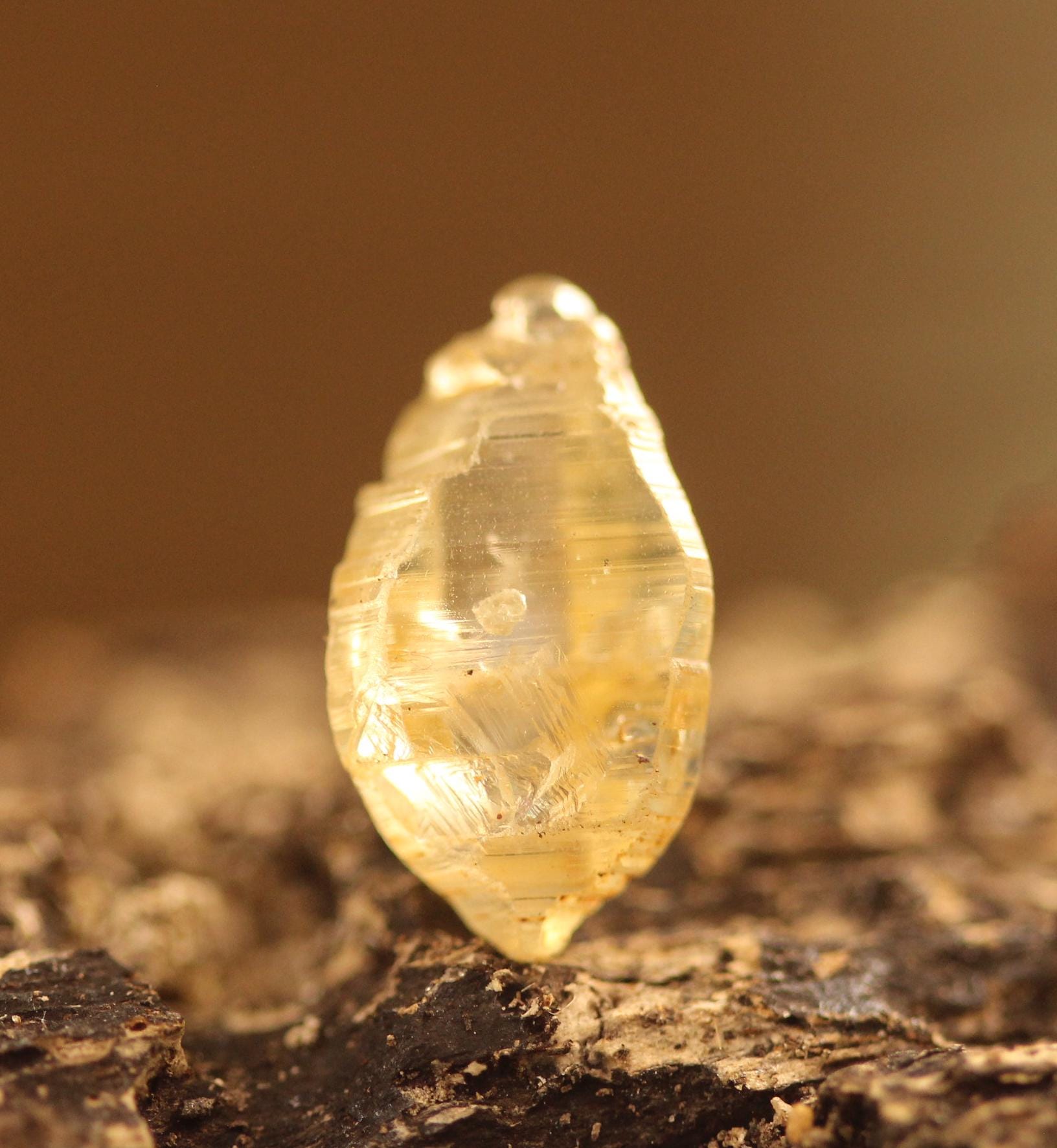 Beautiful Yellow Sapphire (Corundum) Record Keeper Crystal from Sri Lanka with Superb Transparency and Luster. 5.78 carats, 14.3 mm