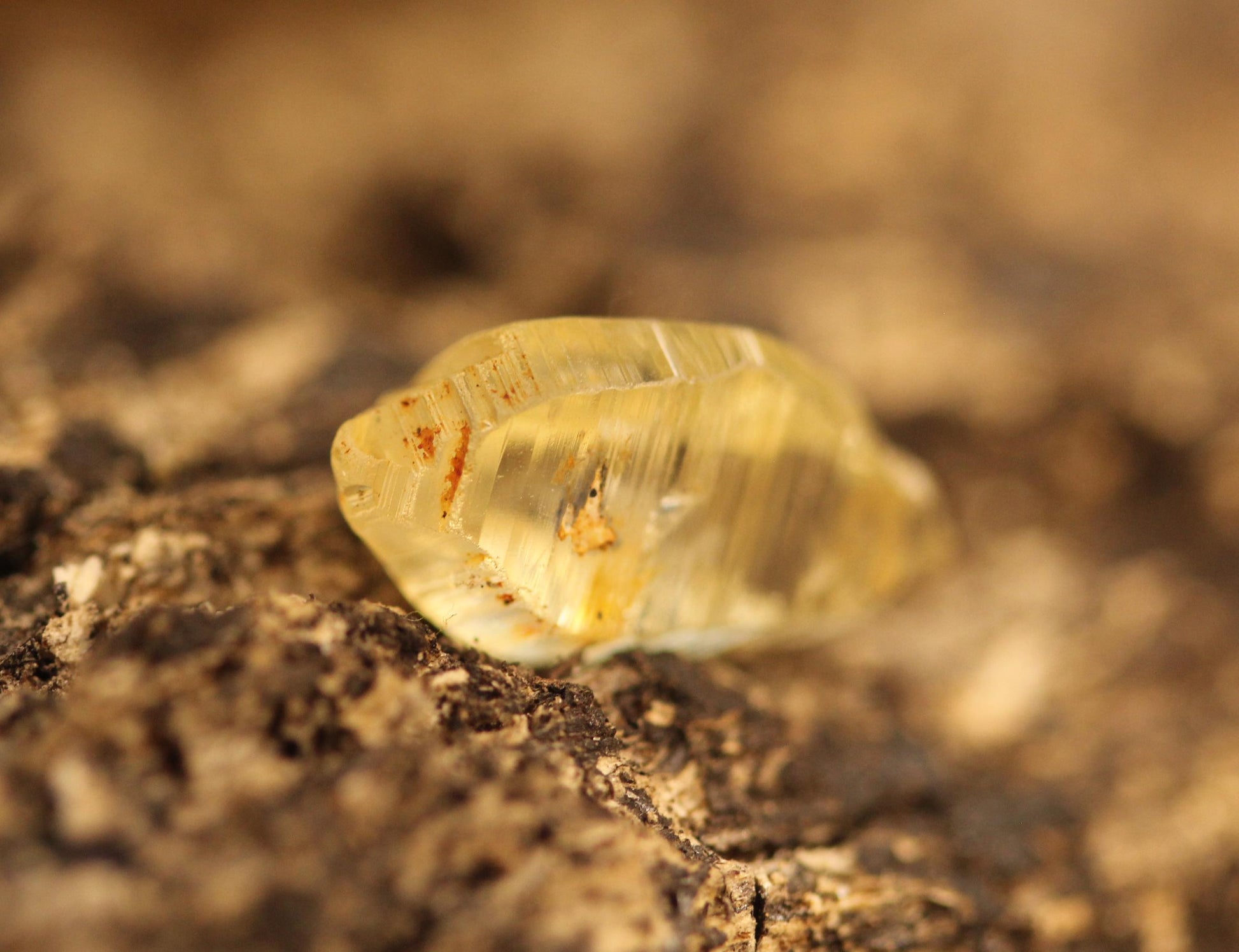 Beautiful Yellow Sapphire (Corundum) Record Keeper Crystal from Sri Lanka with Superb Transparency and Luster. 5.78 carats, 14.3 mm