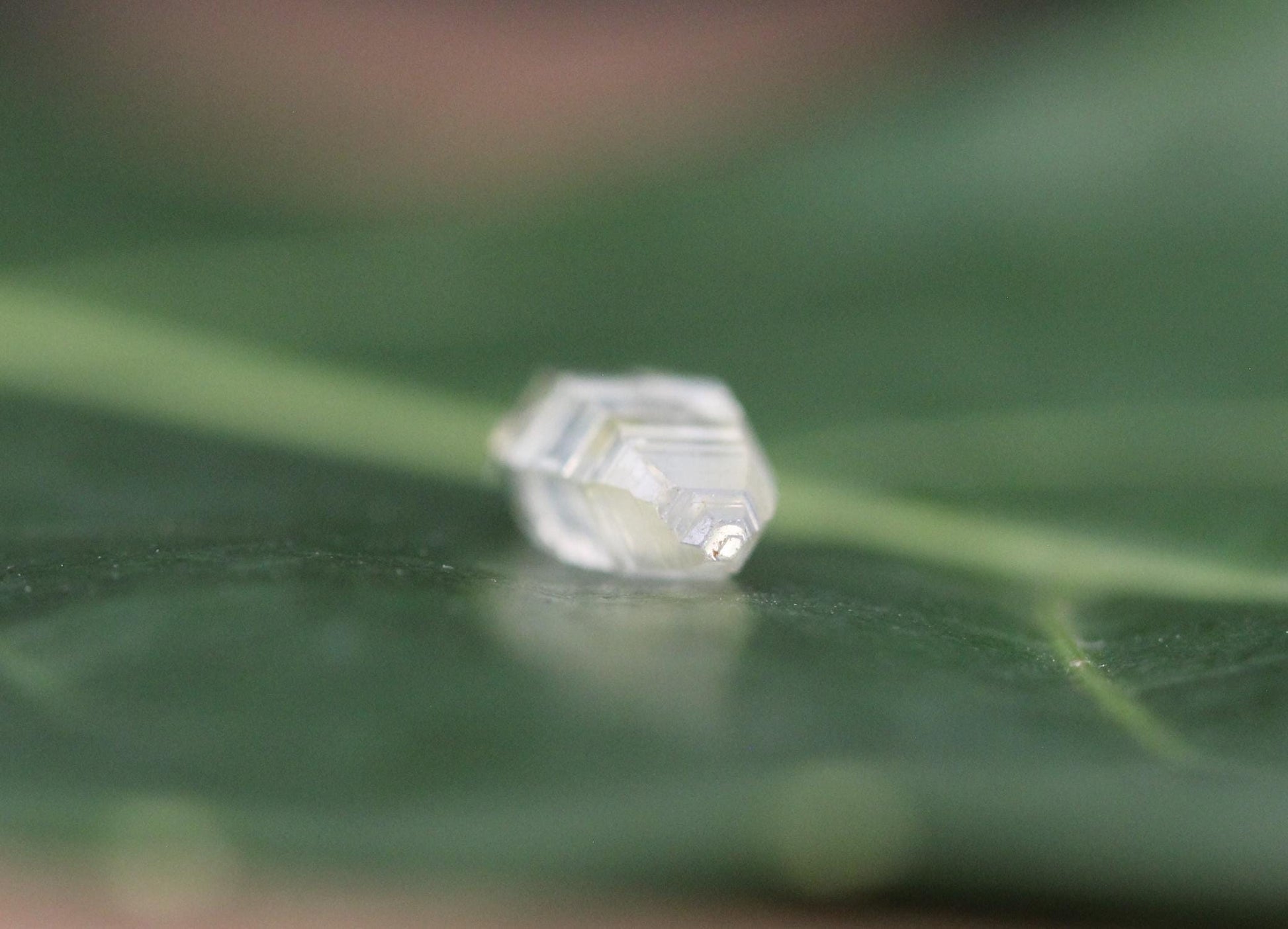 Beautiful Yellow Sapphire (Corundum) Record Keeper Crystal from Sri Lanka with Superb Shape, Transparency and Luster. 2.31 carats, 11.6 mm