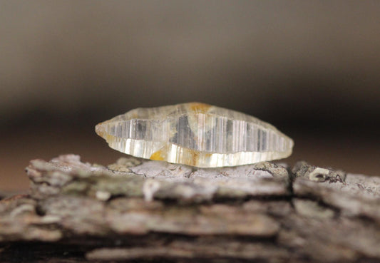 Beautiful Yellow Sapphire (Corundum) Record Keeper Crystal from Sri Lanka with Superb Shape, Transparency and Luster. 3.53 carats, 16.7 mm