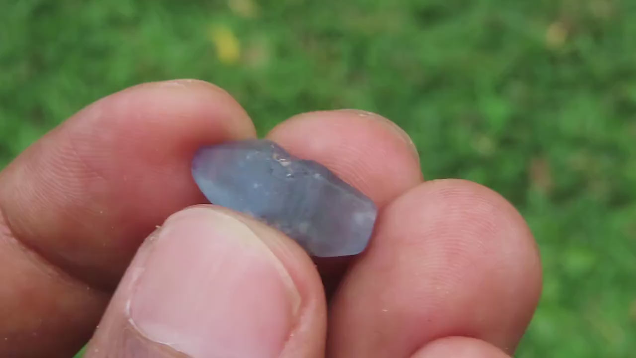 Blue Sapphire crystal (Corundum) with a really nice shape, from Sri Lanka , Doubly Terminated 6.86 carats 16.8 mm, September Birthstone