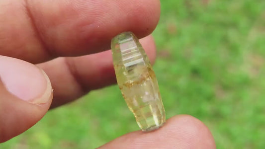 Beautiful Yellow and Blue Sapphire (Corundum) crystal with high transparency, from Sri Lanka, 9.95 carats, 19.2 mm, September Birthstone