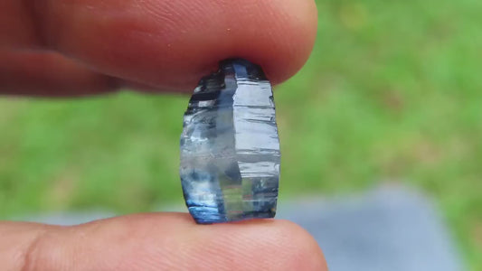Beautiful Blue Sapphire Crystal (Corundum) with great transparency and luster, from Sri Lanka (Ceylon), 5.74cts 13.4mm, Record Keeper